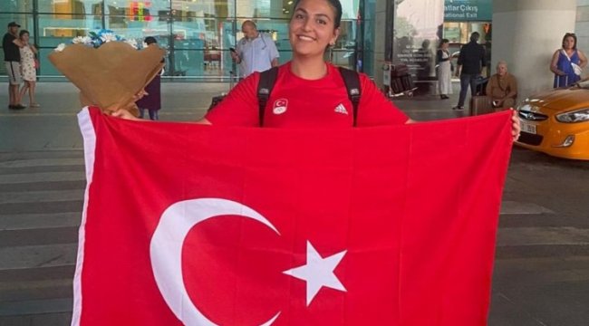 Şevval İlayda Tarhan, Paris 2024 kotasını aldı