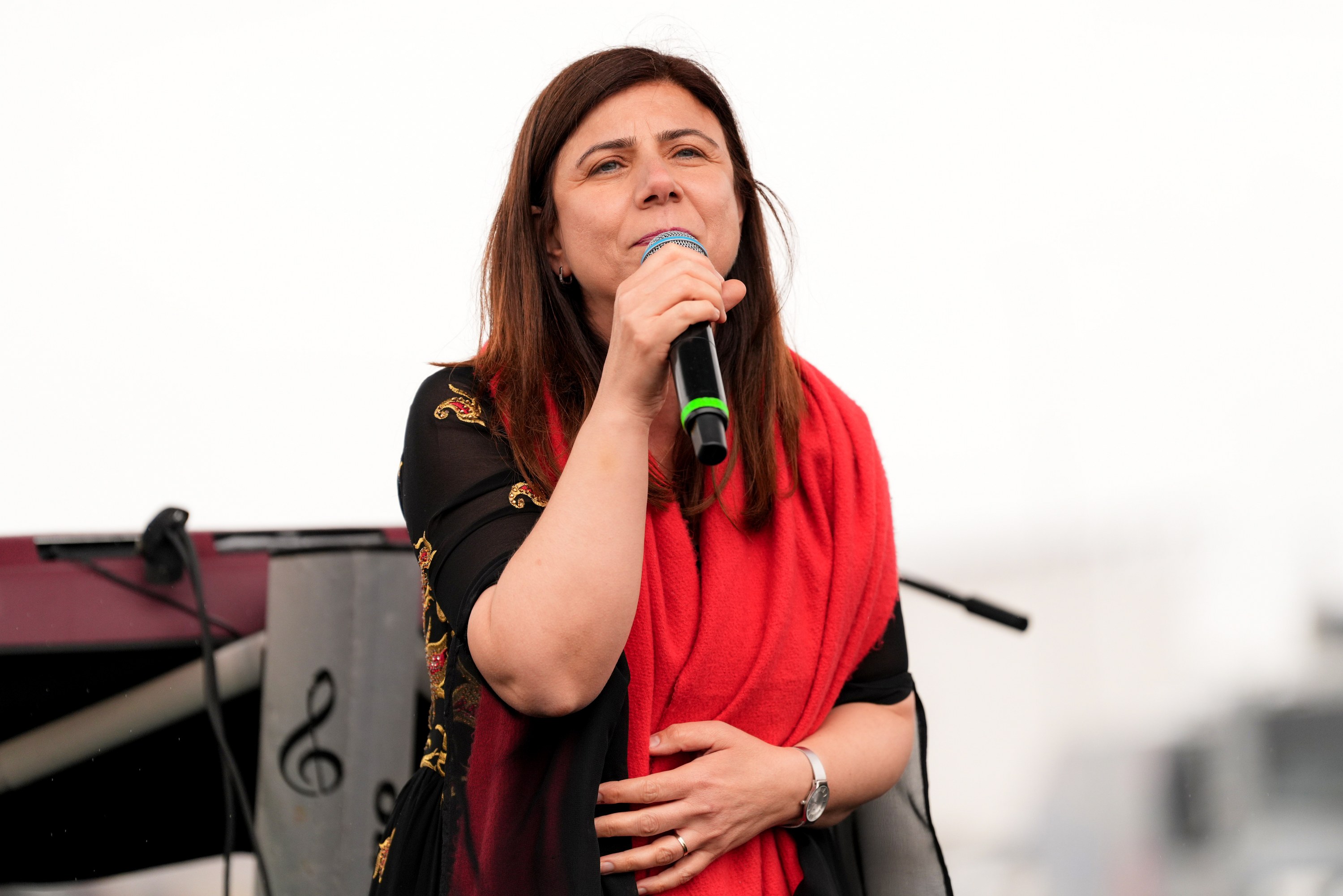 Diyarbakır Eşbaşkanı Bucak'tan Siverek Newroz'unda Barış Mesajı - Kare 9