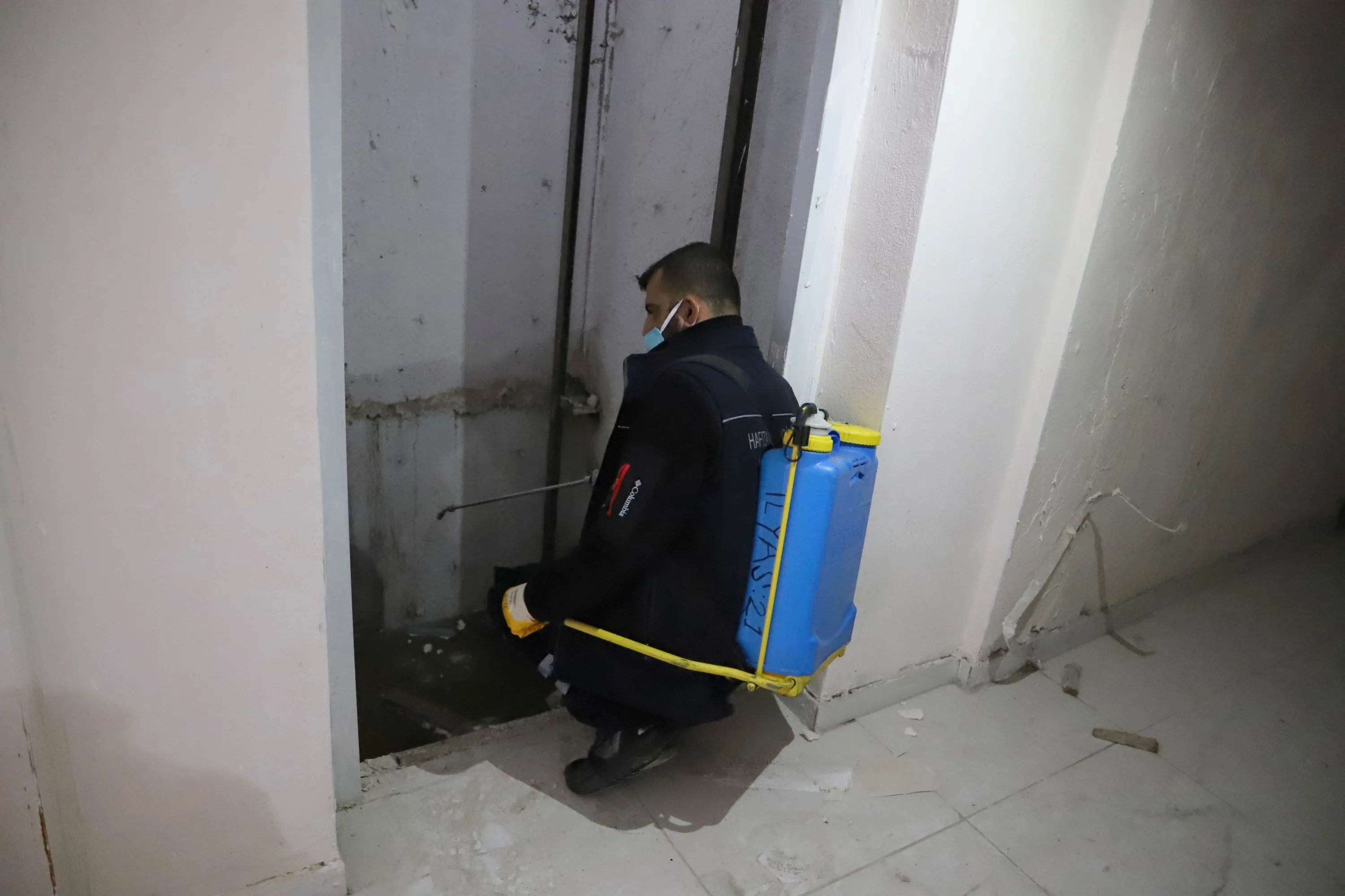 Diyarbakır'da Haşereyle Mücadele Hız Kesmeden Devam Ediyor - Kare 3