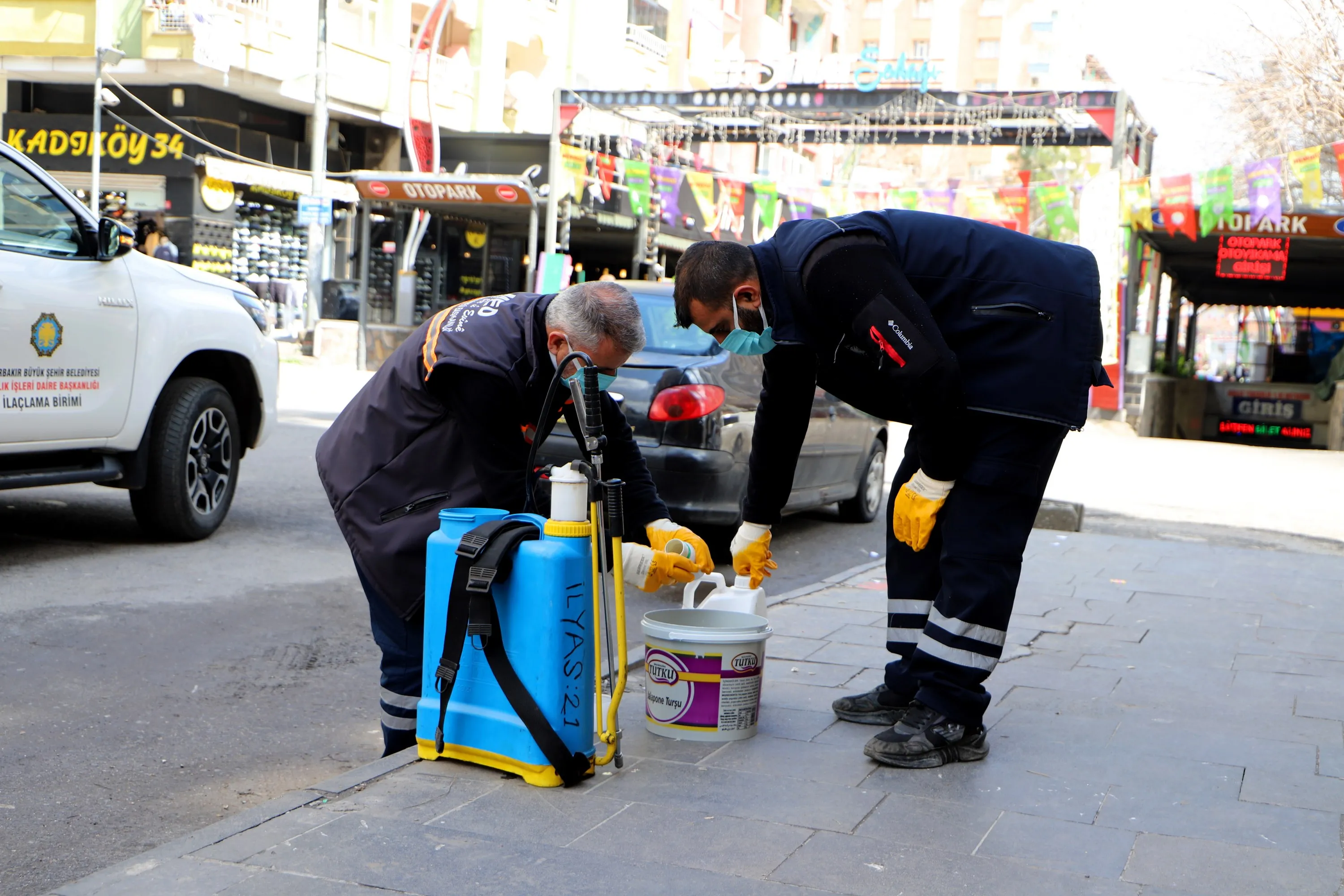 Diyarbakır'da Haşereyle Mücadele Hız Kesmeden Devam Ediyor - Kare 10