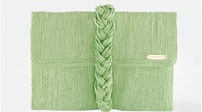 Kadınların 2025 Çanta Tercihinde Yeni Dönem: Güçlü, Şık ve Deri